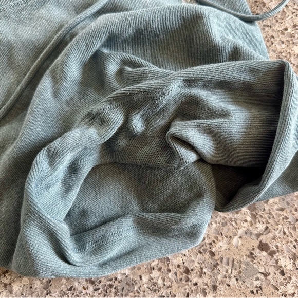 FP Movement l Go To Leggings l Size: Medium/Large - Picture 13 of 16